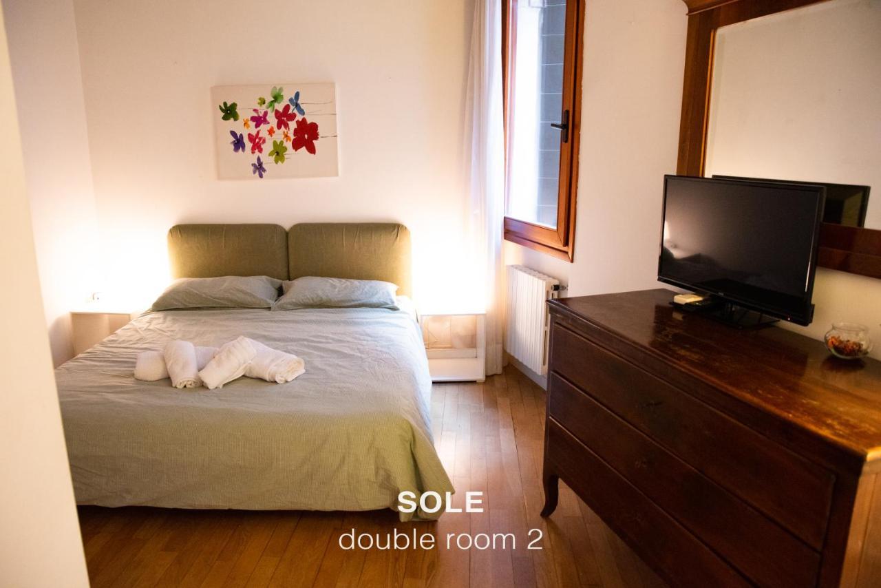 Sole & Luna Apartments Венеция Екстериор снимка